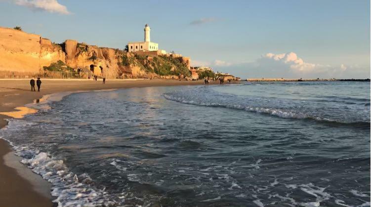 Casa Garibaldi Acomodação com café da manhã Anzio Exterior foto